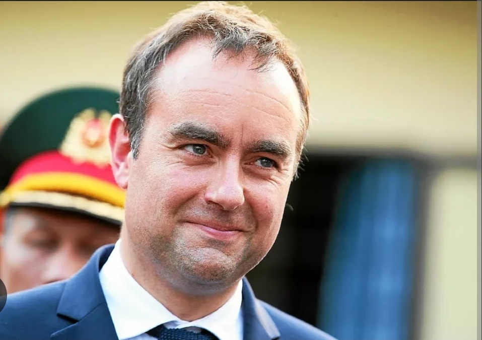 Sebastien Leconnu, premier ministre 