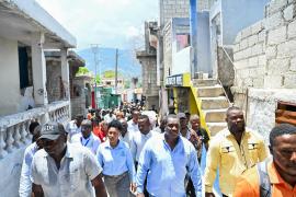 Le maire de P-au-P à Solino 